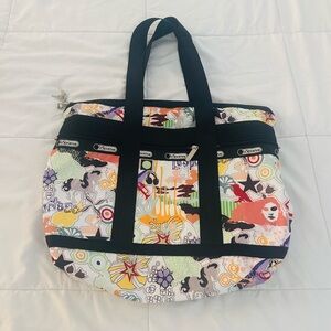 Lesportsac Black Tote Bag with Durable Design